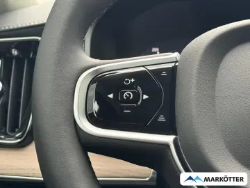 Volvo XC90 T8 AWD plug-in hibrid Plus Bright