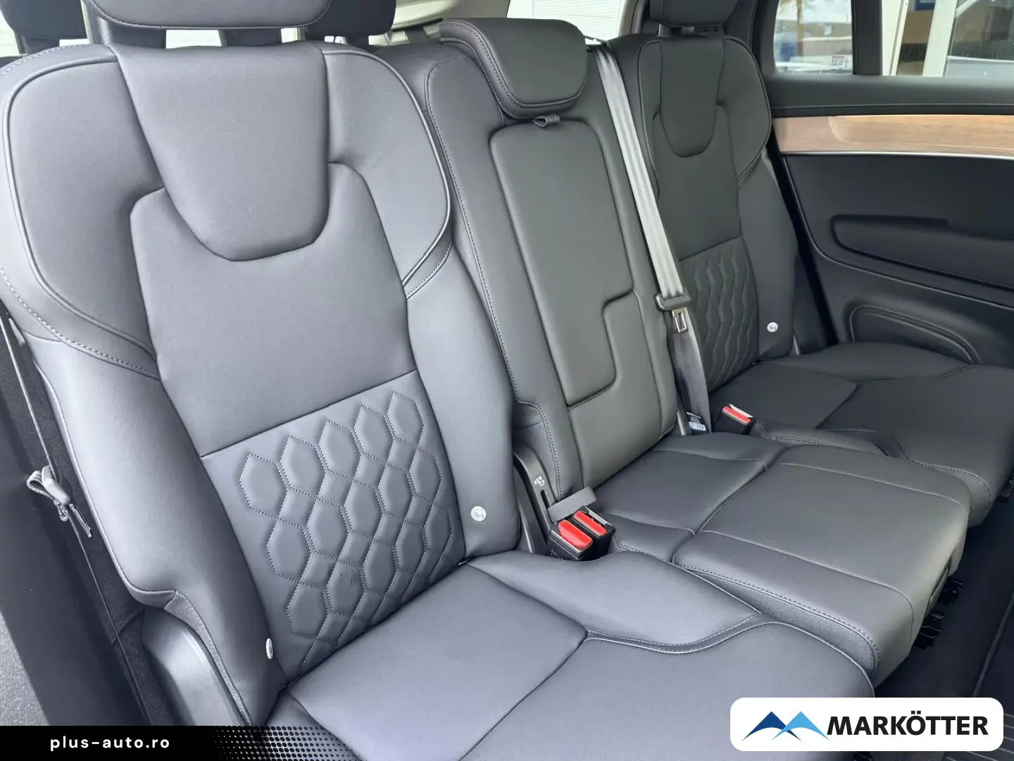 Volvo XC90 T8 AWD plug-in hibrid Plus Bright