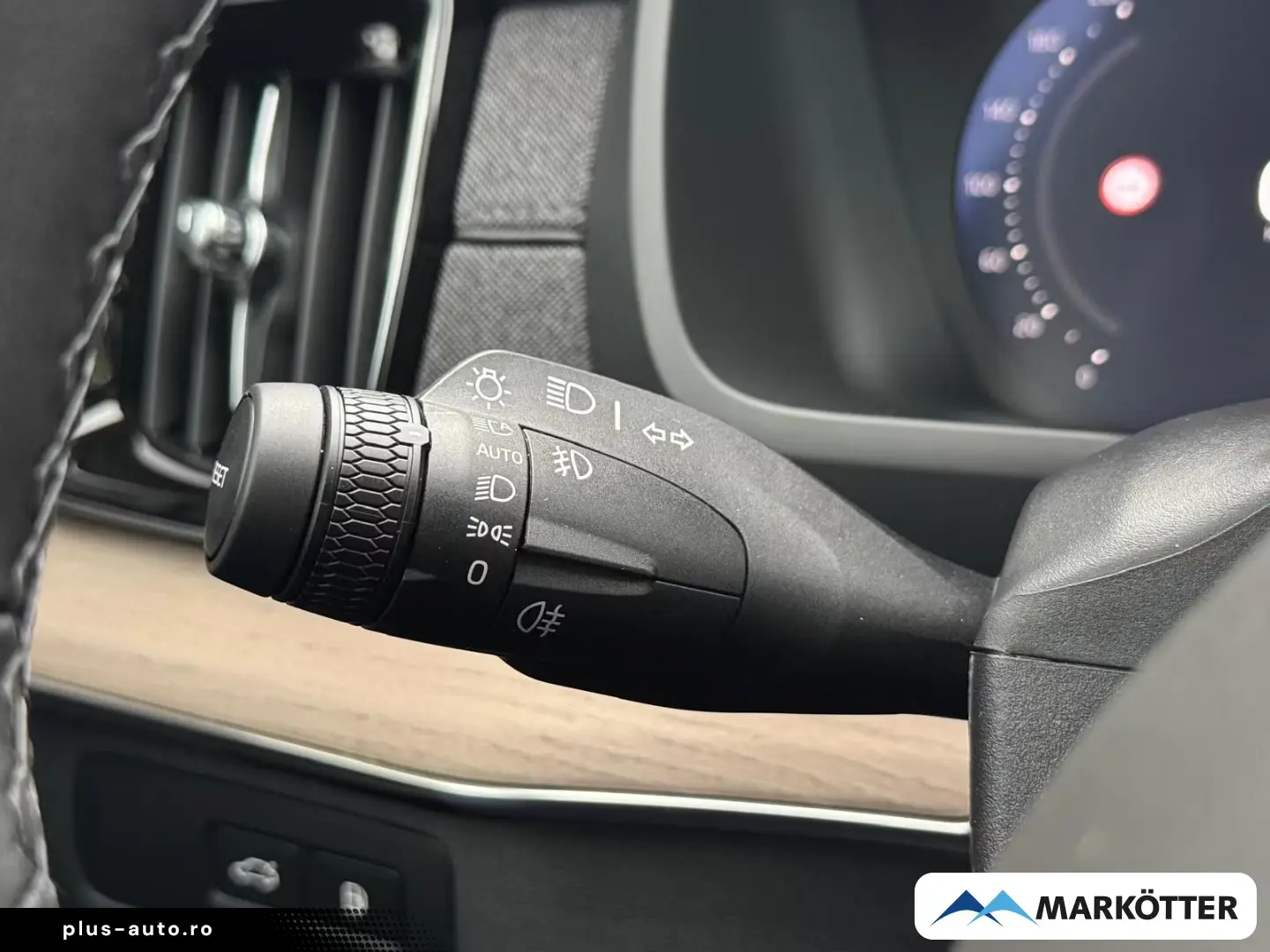 Volvo XC90 T8 AWD plug-in hibrid Plus Bright