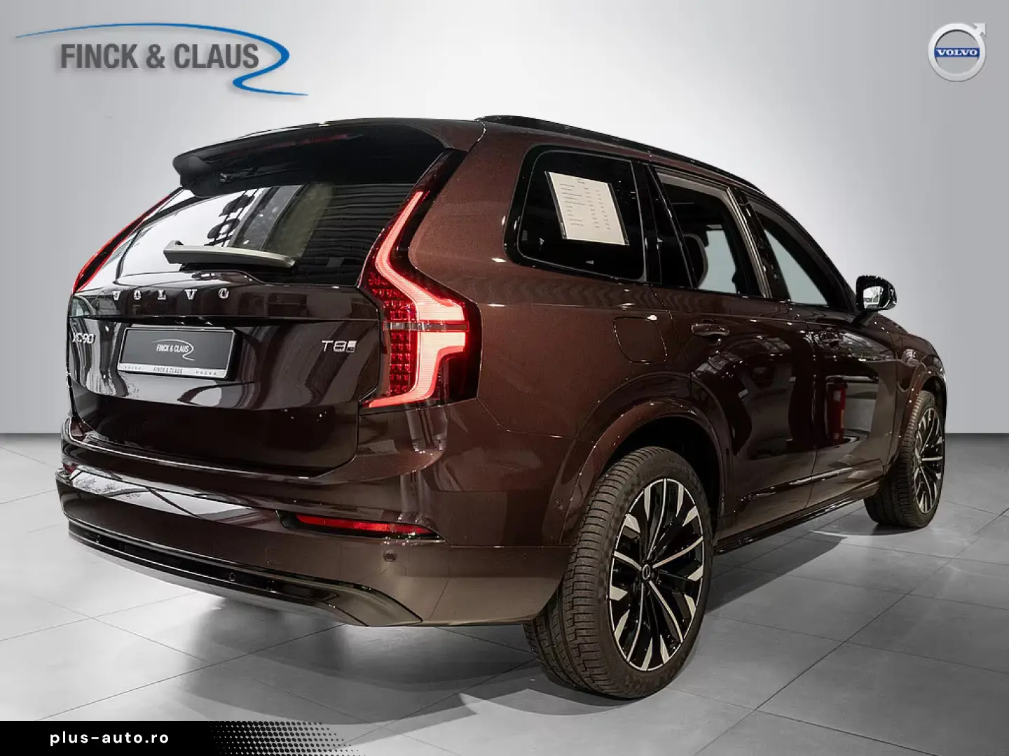 Volvo XC90 T8 AWD Plus Dark