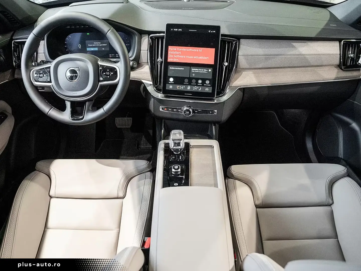 Volvo XC90 T8 AWD Plus Dark