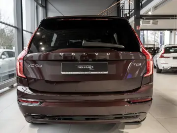 Volvo XC90 T8 AWD Plus Dark