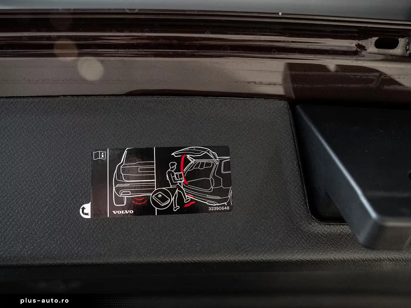 Volvo XC90 T8 AWD Plus Dark