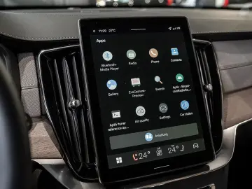 Volvo XC90 T8 AWD Plus Dark