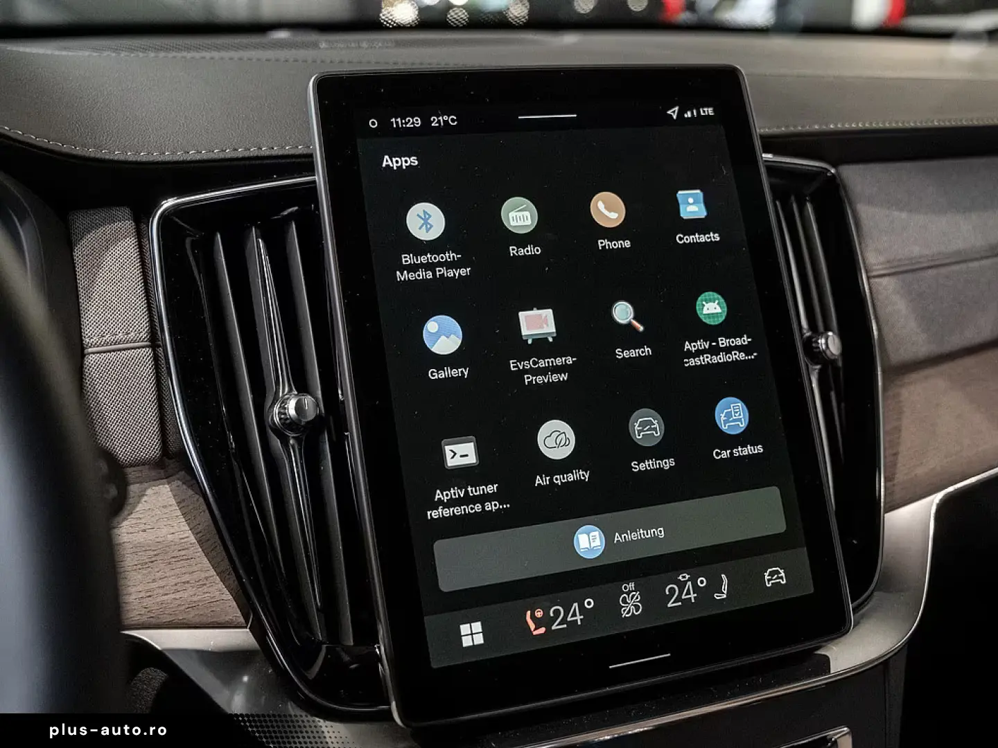 Volvo XC90 T8 AWD Plus Dark