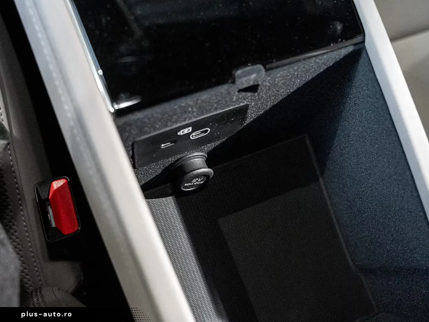 Volvo XC90 T8 AWD Plus Dark