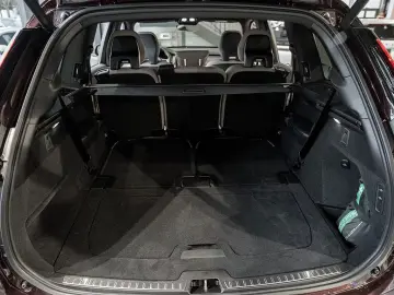 Volvo XC90 T8 AWD Plus Dark