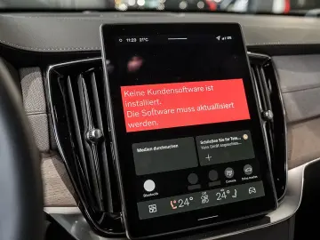 Volvo XC90 T8 AWD Plus Dark