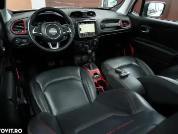 Jeep Renegade 2.0 M-Jet 4x4 AT Trailhawk