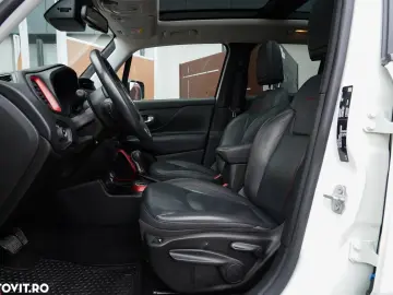 Jeep Renegade 2.0 M-Jet 4x4 AT Trailhawk