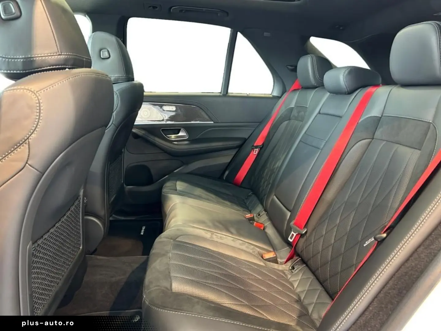 MERCEDES-BENZ AMG GLE 63 S 4matic  AMG MBUX Style Burm MBeam