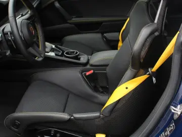 PORSCHE 992 GT3 Touring PCCB Lift BOSE