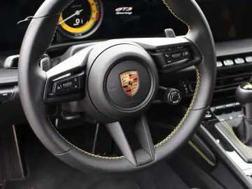 PORSCHE 992 GT3 Touring PCCB Lift BOSE