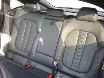 BMW X6 M Competition AHK Pano DrivAs ParkAsPro