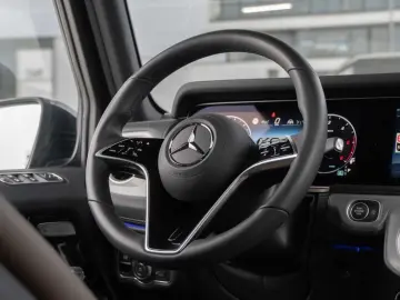 MERCEDES-BENZ G 450 D Sunroof Burmester 360  Distronic Lane