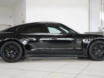 PORSCHE Taycan Sport FACELIFT Pano 20  360 BOSE ACC
