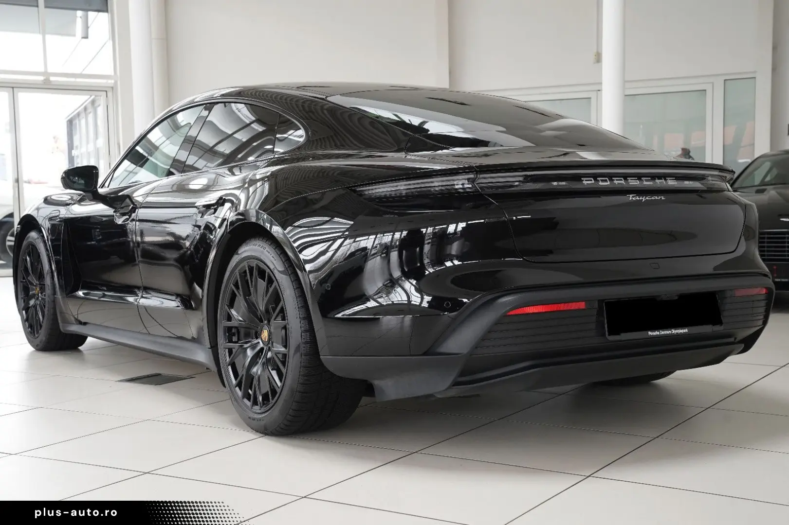 PORSCHE Taycan Sport FACELIFT Pano 20  360 BOSE ACC