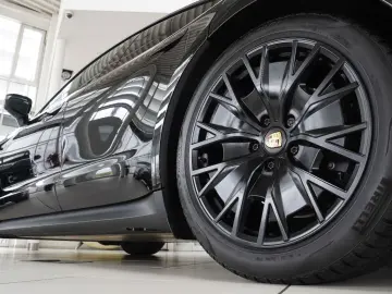 PORSCHE Taycan Sport FACELIFT Pano 20  360 BOSE ACC