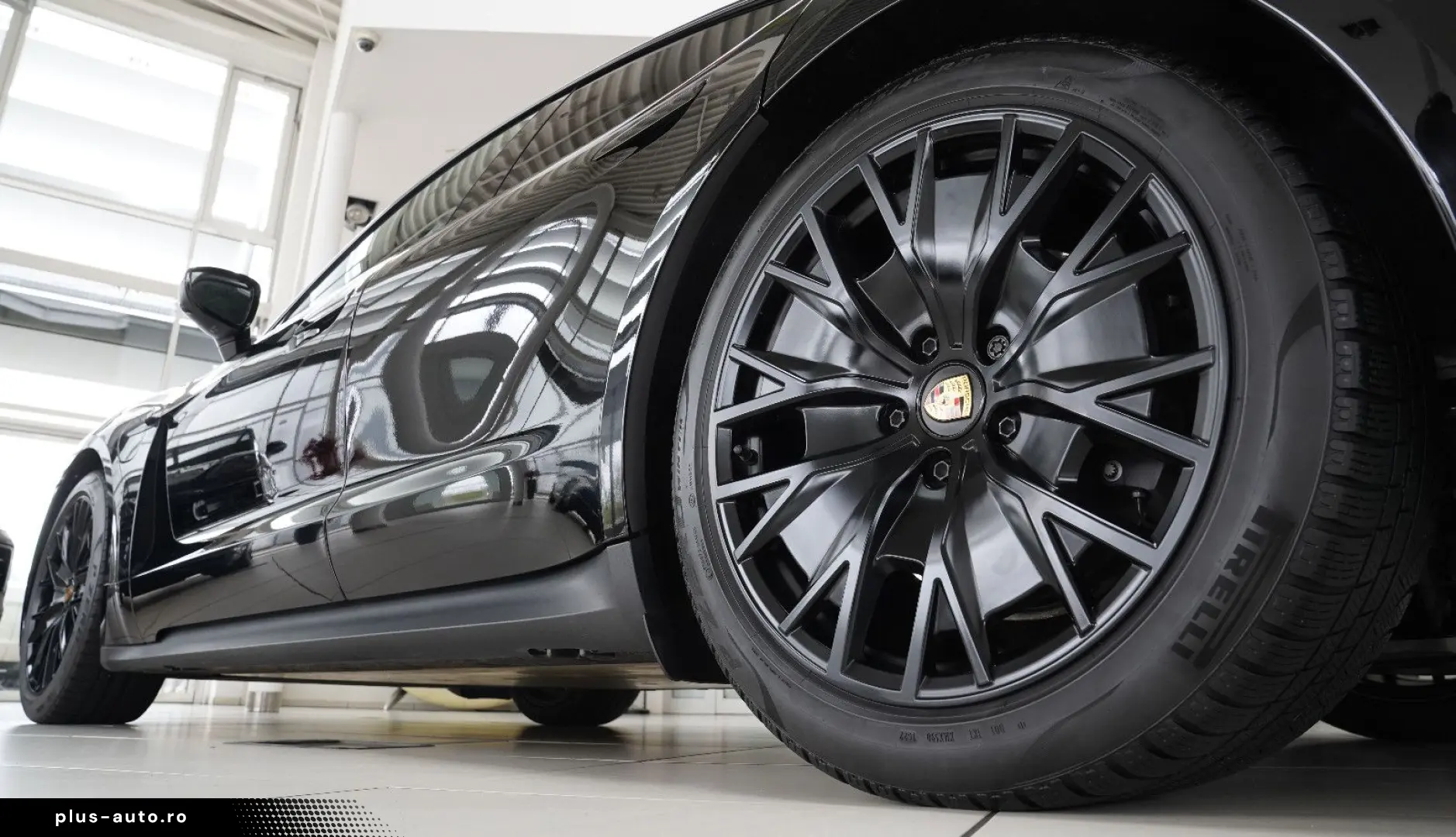 PORSCHE Taycan Sport FACELIFT Pano 20  360 BOSE ACC