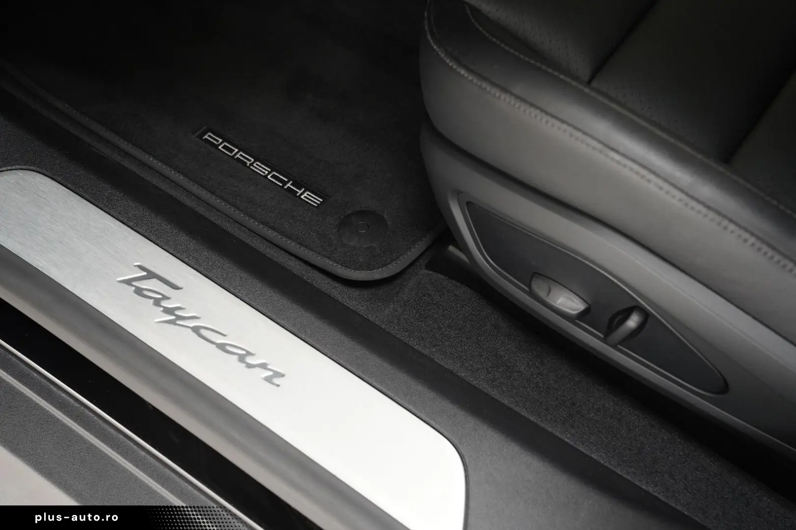 PORSCHE Taycan Sport FACELIFT Pano 20  360 BOSE ACC