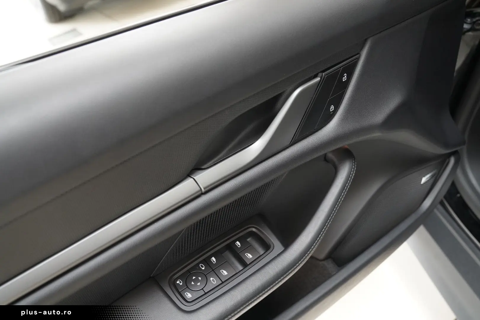 PORSCHE Taycan Sport FACELIFT Pano 20  360 BOSE ACC