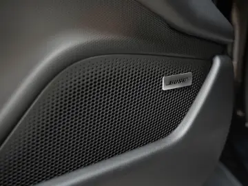 PORSCHE Taycan Sport FACELIFT Pano 20  360 BOSE ACC