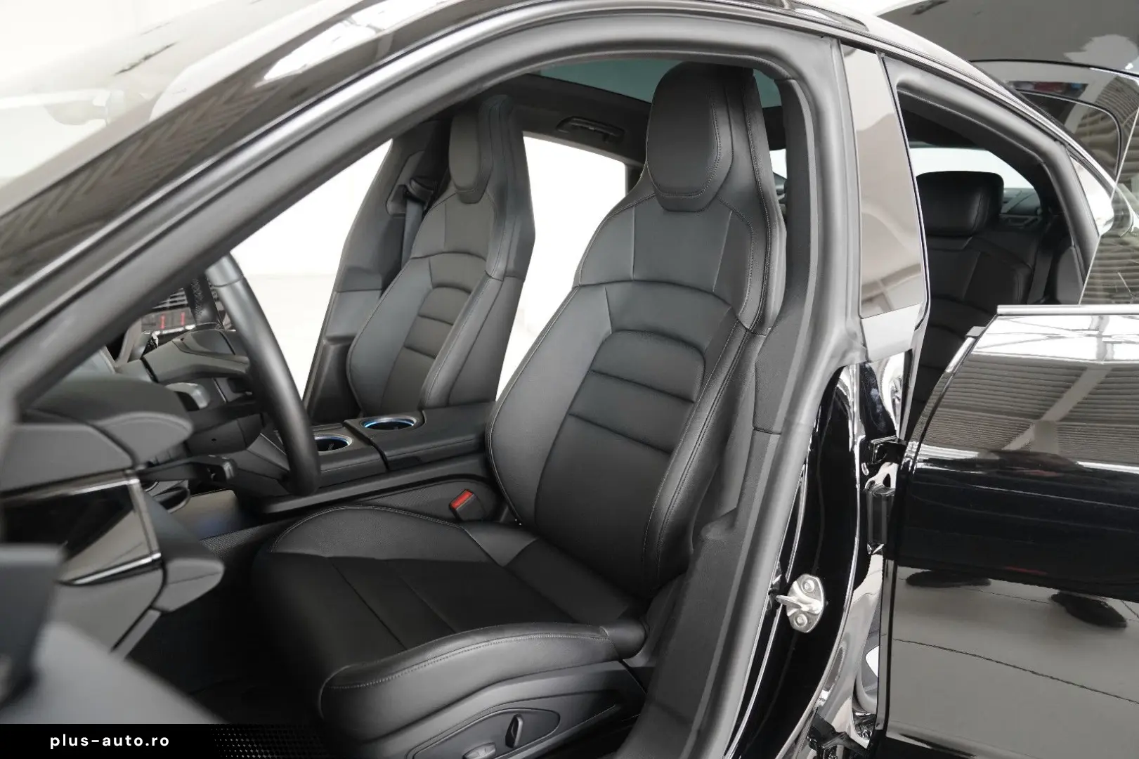 PORSCHE Taycan Sport FACELIFT Pano 20  360 BOSE ACC