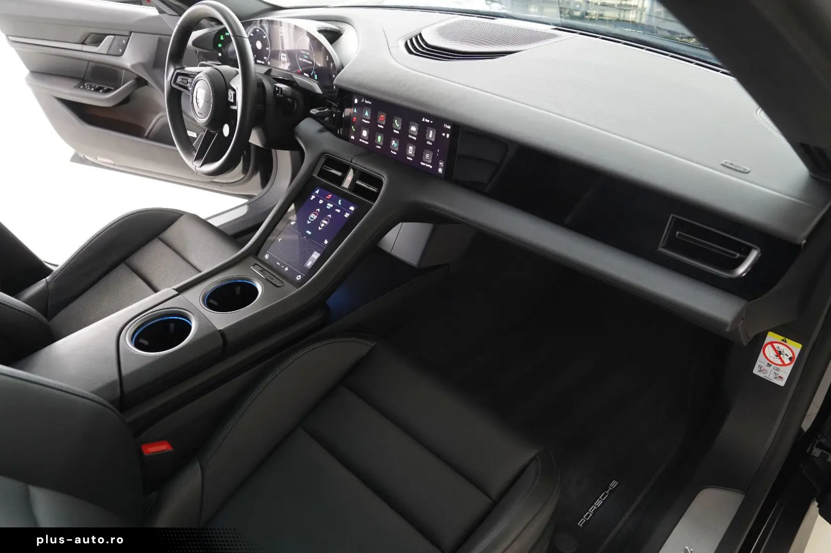 PORSCHE Taycan Sport FACELIFT Pano 20  360 BOSE ACC