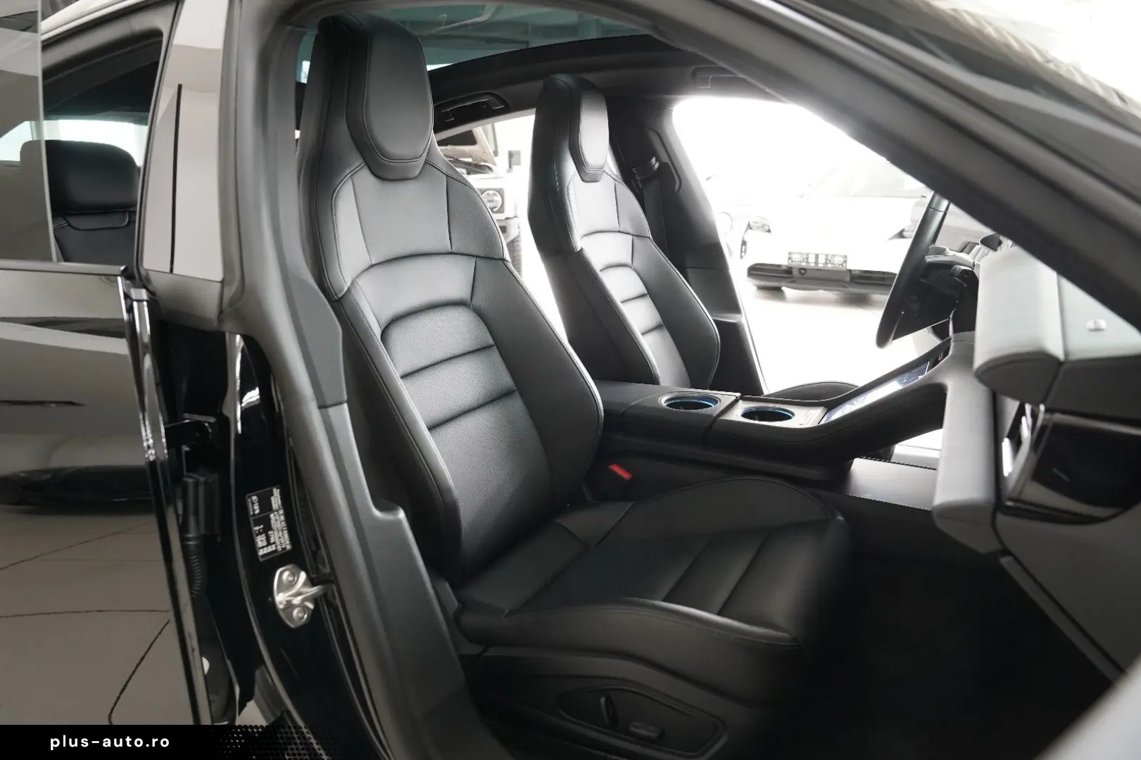 PORSCHE Taycan Sport FACELIFT Pano 20  360 BOSE ACC