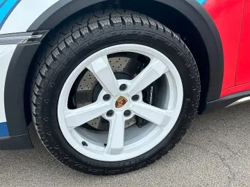 PORSCHE 911 992 Dakar   Rally 1978