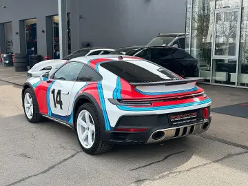 PORSCHE 911 992 Dakar   Rally 1978