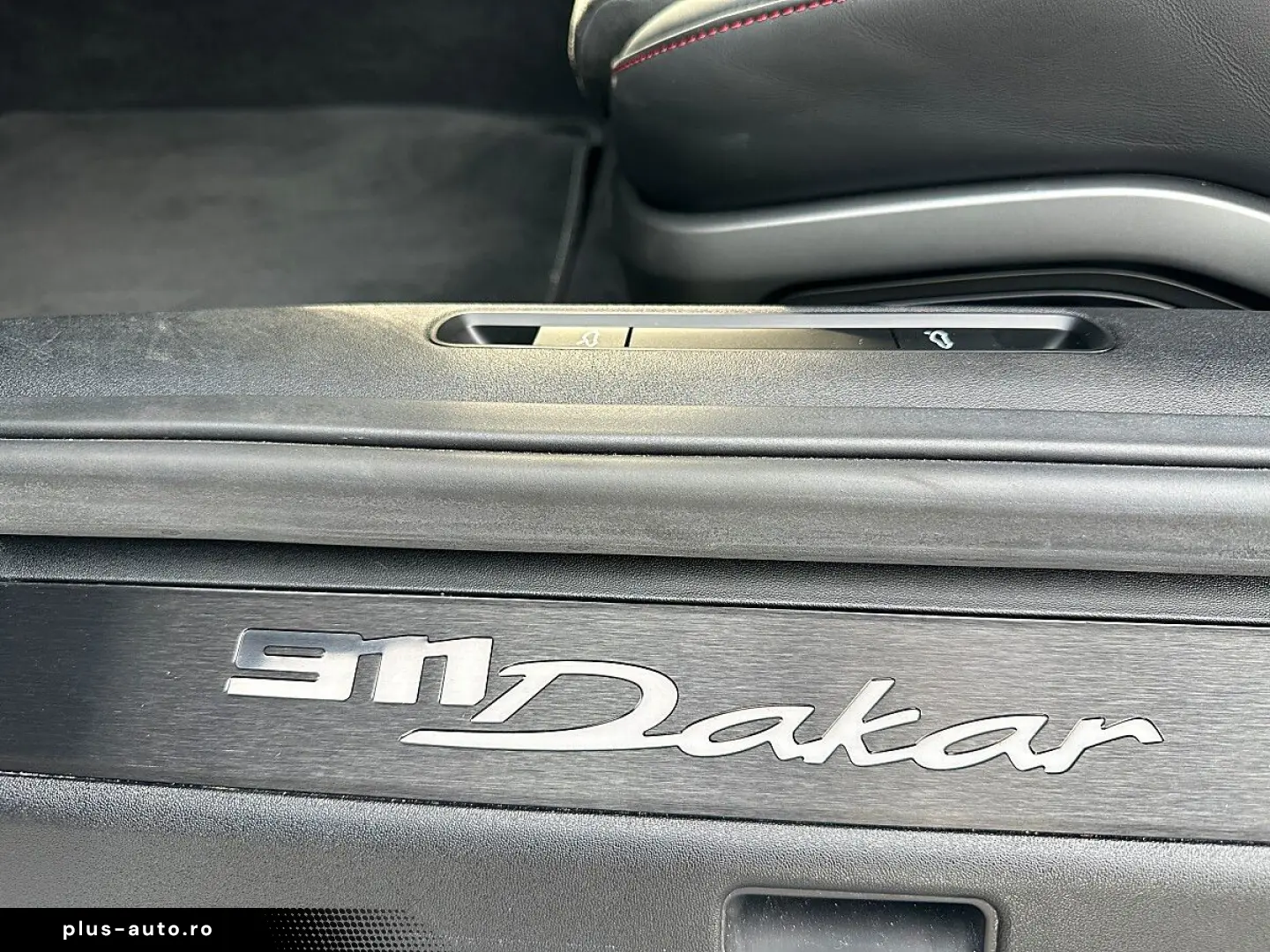 PORSCHE 911 992 Dakar   Rally 1978