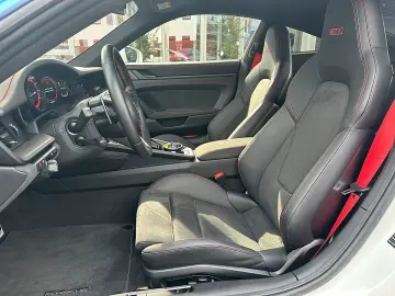 PORSCHE 911 992 Dakar   Rally 1978