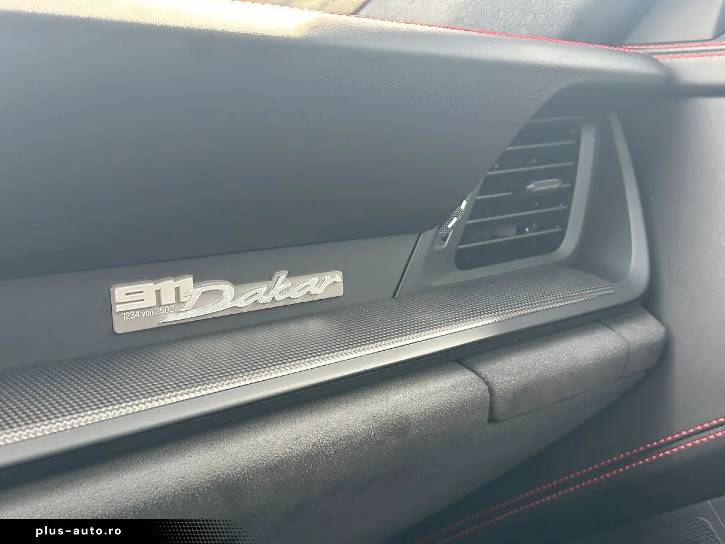 PORSCHE 911 992 Dakar   Rally 1978