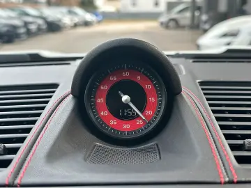 PORSCHE 911 992 Dakar   Rally 1978