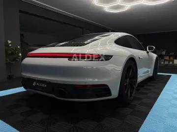 PORSCHE 992 Carrera S 18 WEGE SPORTABGAS MATRX APPRROVED