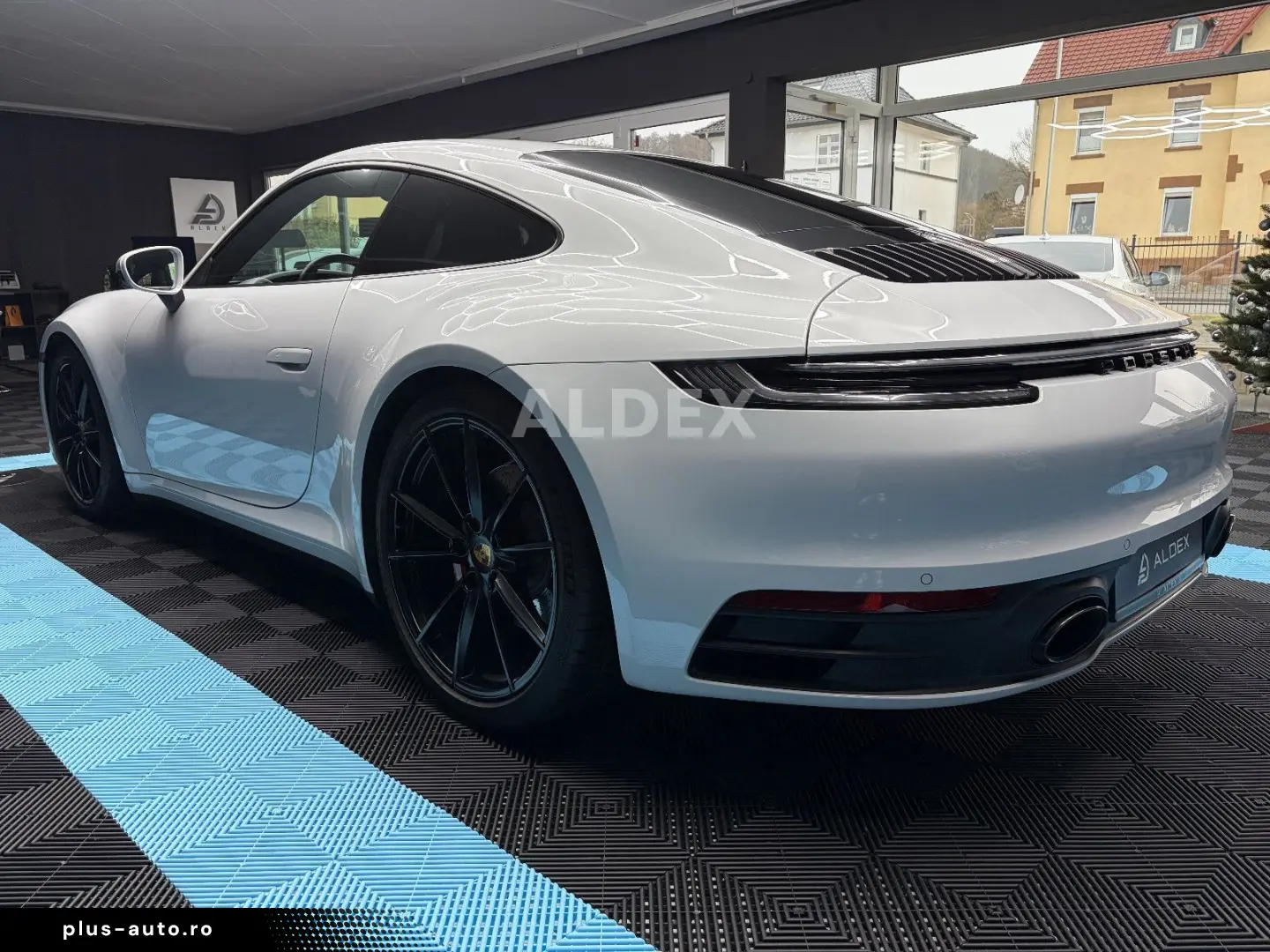 PORSCHE 992 Carrera S 18 WEGE SPORTABGAS MATRX APPRROVED
