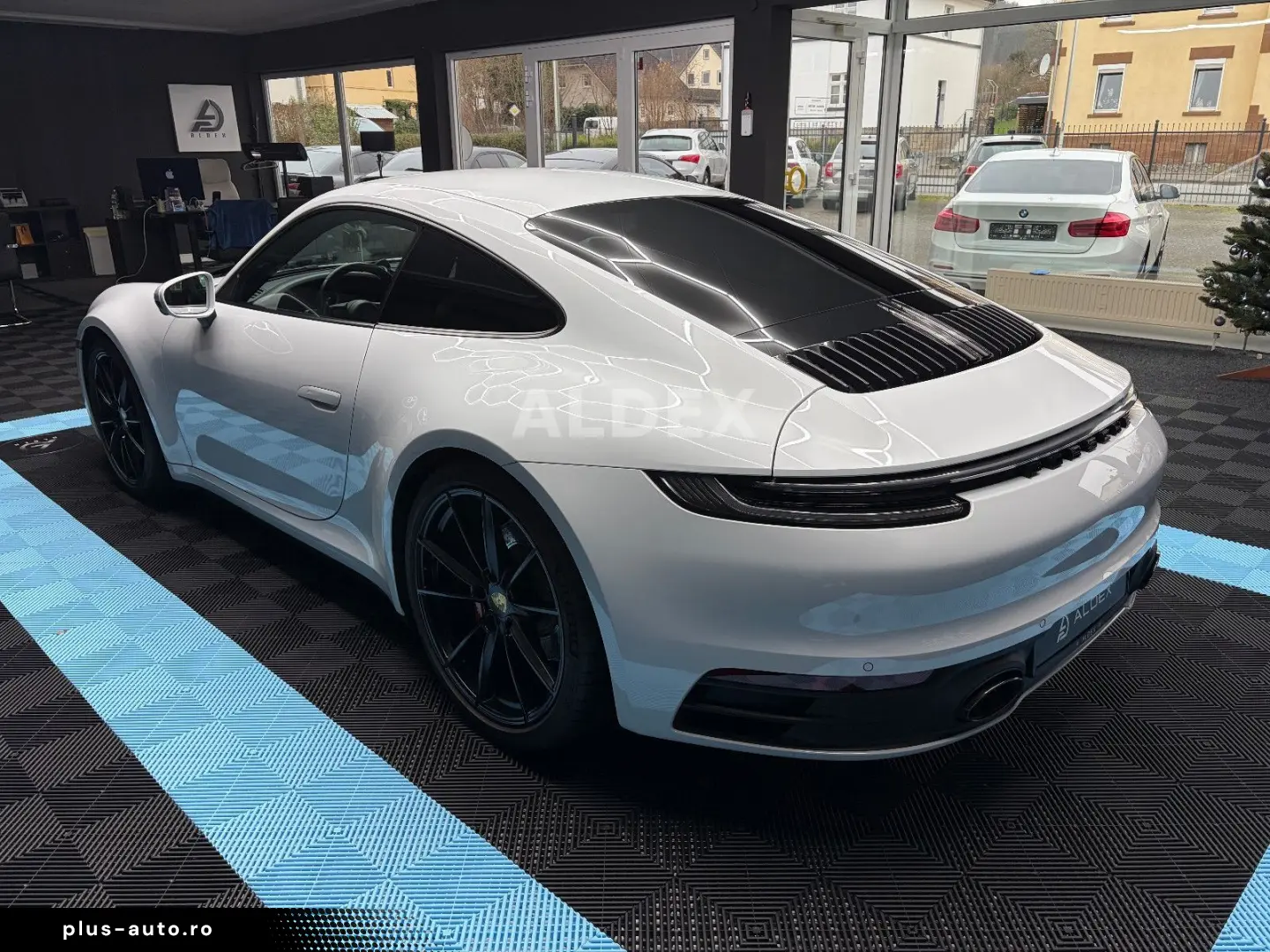 PORSCHE 992 Carrera S 18 WEGE SPORTABGAS MATRX APPRROVED