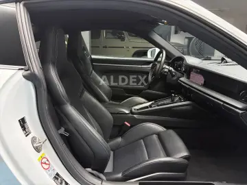 PORSCHE 992 Carrera S 18 WEGE SPORTABGAS MATRX APPRROVED