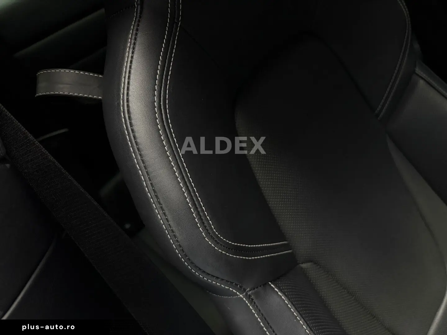 PORSCHE 992 Carrera S 18 WEGE SPORTABGAS MATRX APPRROVED