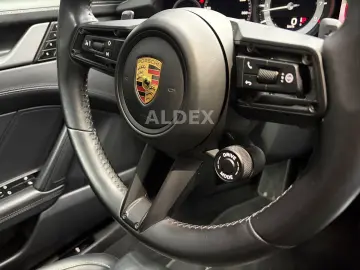 PORSCHE 992 Carrera S 18 WEGE SPORTABGAS MATRX APPRROVED