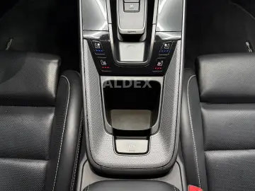 PORSCHE 992 Carrera S 18 WEGE SPORTABGAS MATRX APPRROVED