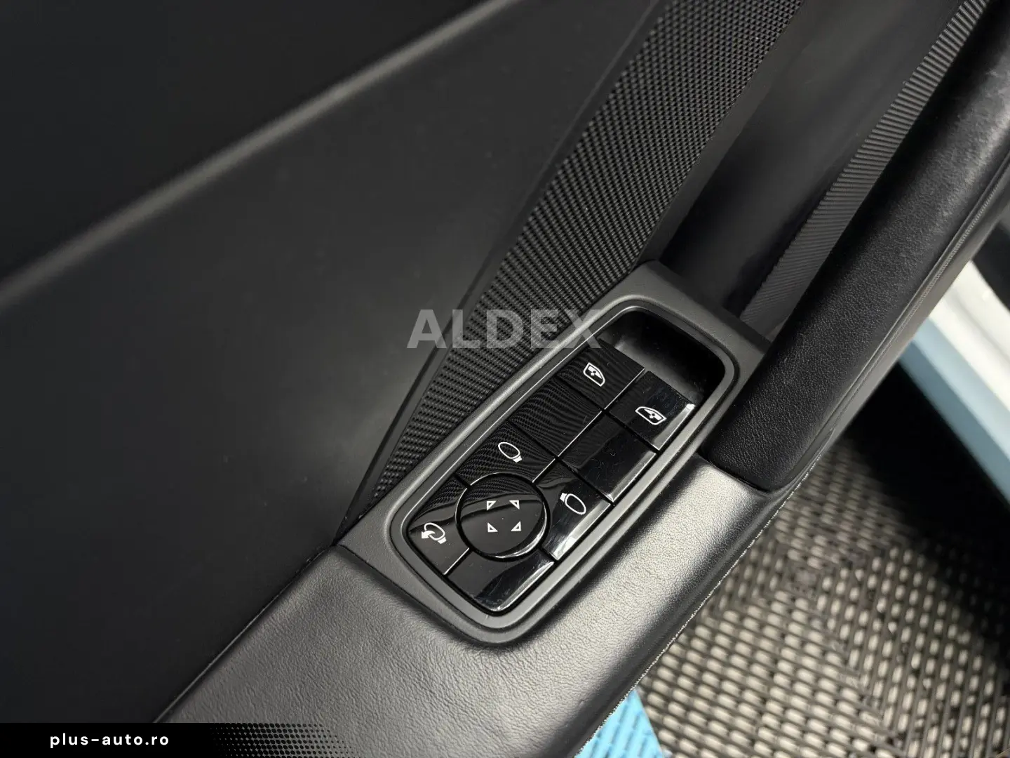 PORSCHE 992 Carrera S 18 WEGE SPORTABGAS MATRX APPRROVED