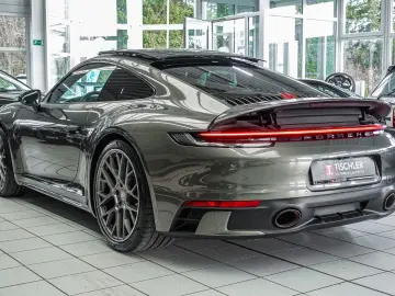 PORSCHE 992 Carrera 4S LIFT PANO Sitzlüft SportCh ACC 21