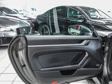 PORSCHE 992 Carrera 4S LIFT PANO Sitzlüft SportCh ACC 21