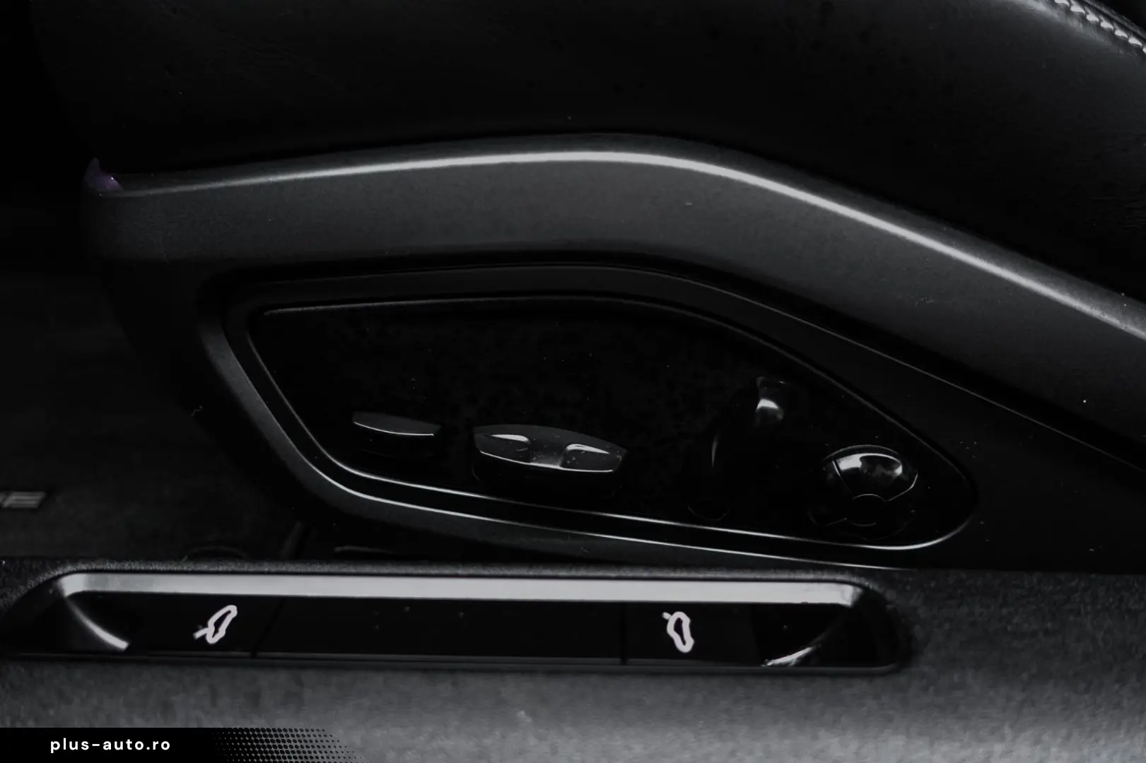 PORSCHE 992 Carrera 4S LIFT PANO Sitzlüft SportCh ACC 21