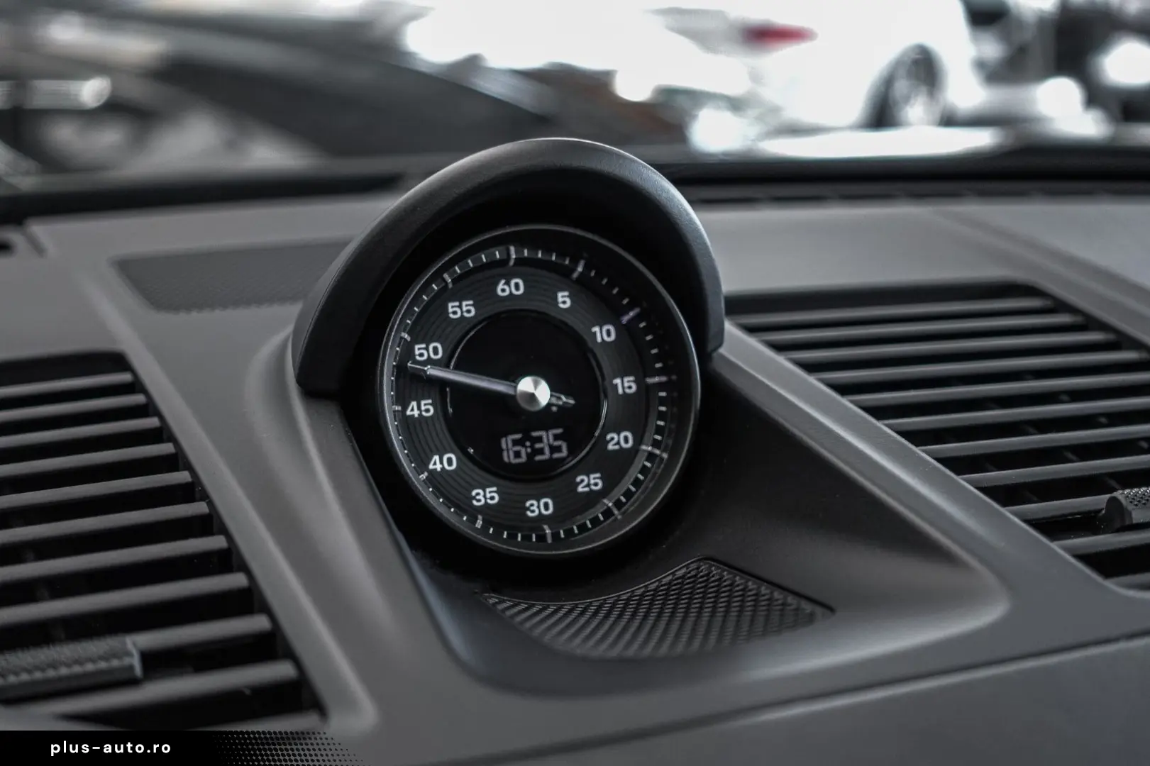 PORSCHE 992 Carrera 4S LIFT PANO Sitzlüft SportCh ACC 21