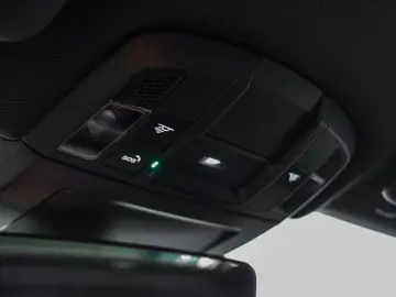 PORSCHE 992 Carrera 4S LIFT PANO Sitzlüft SportCh ACC 21