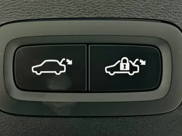 VOLVO Xc-40 2020 1.5i E6 Garantie 12 Luni Rate Avans 0 Doar