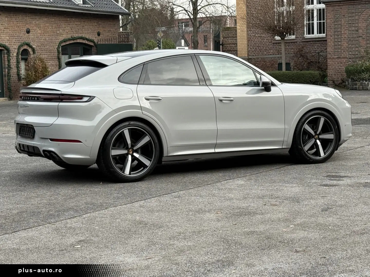 PORSCHE Cayenne Coupe